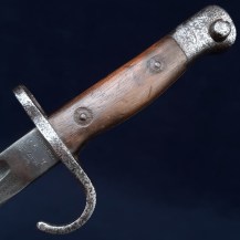 British 1907 Pattern Bayonet with Early Hooked Quillon, Dated 1909 by Sanderson 13